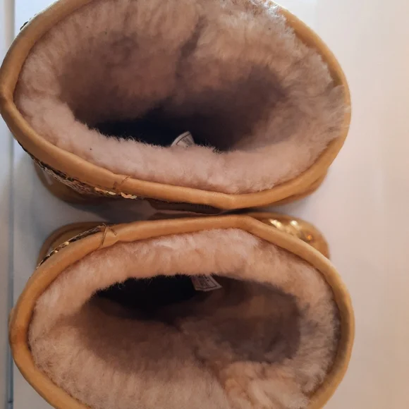 Ugg Classic Short Gold Sequin Boots - Picture 4 of 9